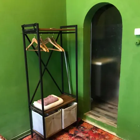 Hostel Titan House Izmir